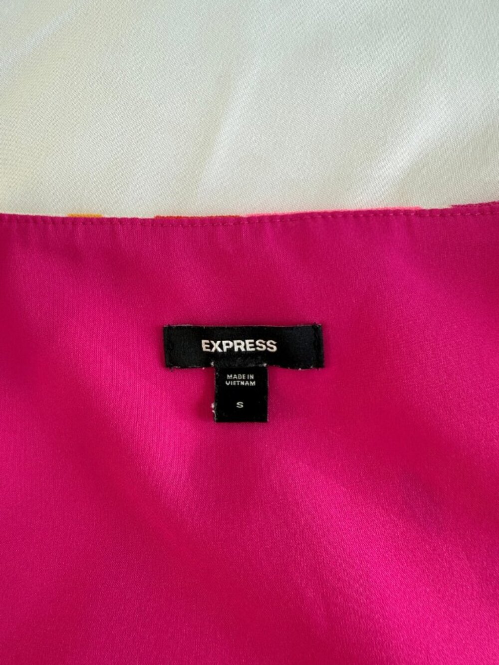 Express Mod Printed Square Neck Cropped Tank - Picture 5 of 6
